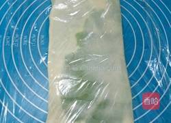 翡翠蓮蓉蛋黃酥的做法圖解16
