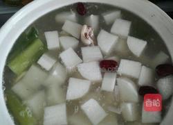 萝卜脊骨汤的做法图解8