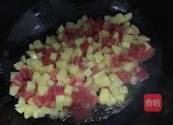 西红柿土豆咸笋汤的做法图解5