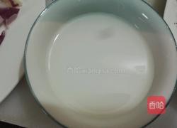 洋葱炒莲藕的做法图解2