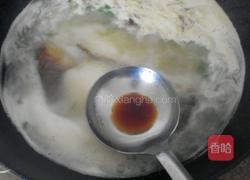 小鲫鱼汤的做法图解6