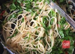 凤尾鱼意大利面的做法图解12