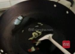 黄膳烧蒜苗的做法图解2