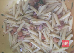 小白做火腿肠炒通心粉的做法图解7