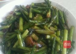 腊肉炒蒜薹的做法图解4