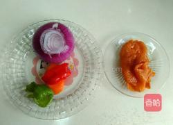 洋葱炒里脊肉的做法图解1