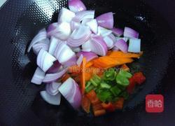 洋葱炒里脊肉的做法图解3