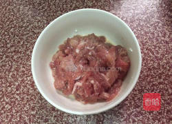 鱼香肉丝的做法图解1