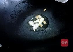 黑豆煲塘虱鱼汤的做法图解3