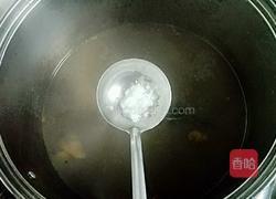 黑豆煲塘虱鱼汤的做法图解8