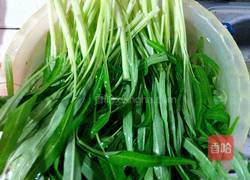 蒜蓉炒空心菜的做法图解1