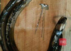 黄鳝炒韭菜的做法图解2