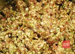 包菜饺子馅的做法图解5