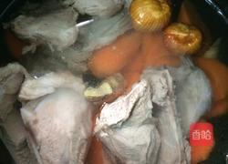 胡萝卜竹芋扇骨汤的做法图解4