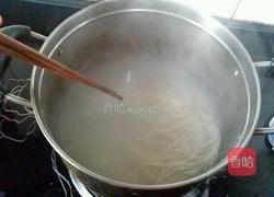 香芹炒米粉的做法图解1