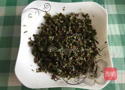 香椿摊鸡蛋的做法图解3