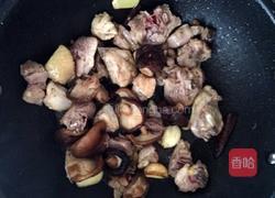 香菇炆鸡的做法图解5
