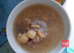 莲子煲大骨汤的做法图解4