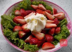 草莓沙拉的做法图解4