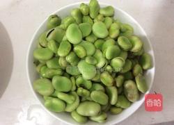 素炒蚕豆的做法图解2