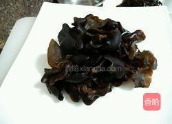 凉拌木耳的做法图解3