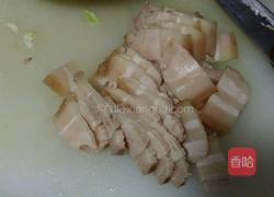蒜苗五花肉的做法图解1