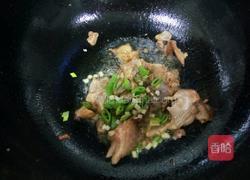 蒜苔炒肘花肉的做法图解6