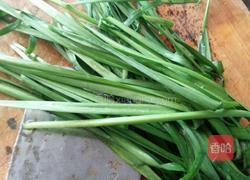 韭菜土豆丝的做法图解2