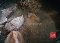 莲藕筒骨汤的做法图解5
