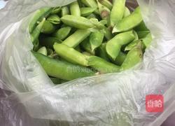 豌豆炒肉片的做法图解1