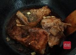 鲤鱼小炖的做法图解1