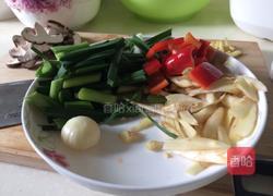 蒜苗回锅的做法图解2