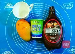 巧克力芒果拉花酸奶杯的做法图解1