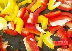 Illustration of how to stir-fry tomatoes with scallops 5