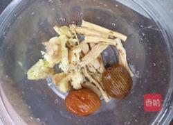 猪骨菜干汤的做法图解3