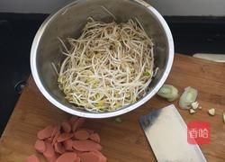 炒绿豆芽的做法图解1