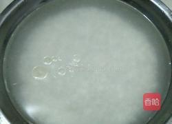 皮蛋鸡肉粥的做法图解2