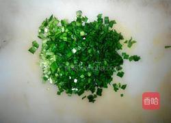 把春吃进嘴里（炸韭菜丸子）的做法图解2