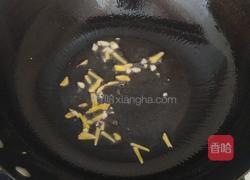 芦笋炒鱿鱼的做法图解4