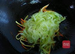 莴苣丝炒百叶的做法图解4