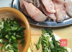 家烧草鱼的做法图解1