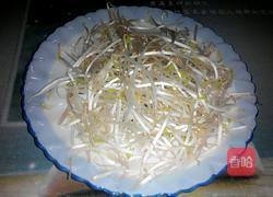 香炸绿豆芽的做法图解1