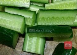 清爽秘制黄瓜的做法图解1