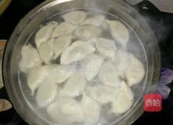 冷水煮水饺的做法图解3