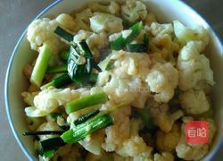 素炒菜花的做法图解6