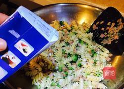 泛舟爱情海——西兰花蓉奶酪焗意面的做法图解5