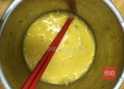 鸡蛋炒西红柿的做法图解2