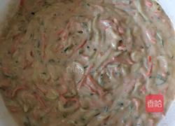黄瓜胡萝卜鸡蛋饼的做法图解3