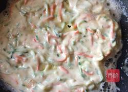 黄瓜胡萝卜鸡蛋饼的做法图解4