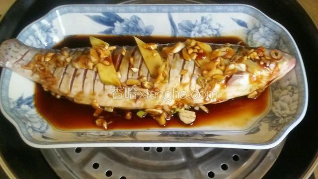 放入蒸锅开锅蒸15分钟